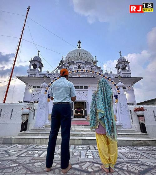 गरीबों के मसीहा सोनू सूद संग गोल्डन टेंपल पहुंचीं जैकलीन, फतेह की शूटिंग से वक्त निकालकर किए दर्शन, देखें Video-image-643117d5c572d